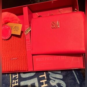 Steve Madden Pink Crossbody and Knit Hat Set